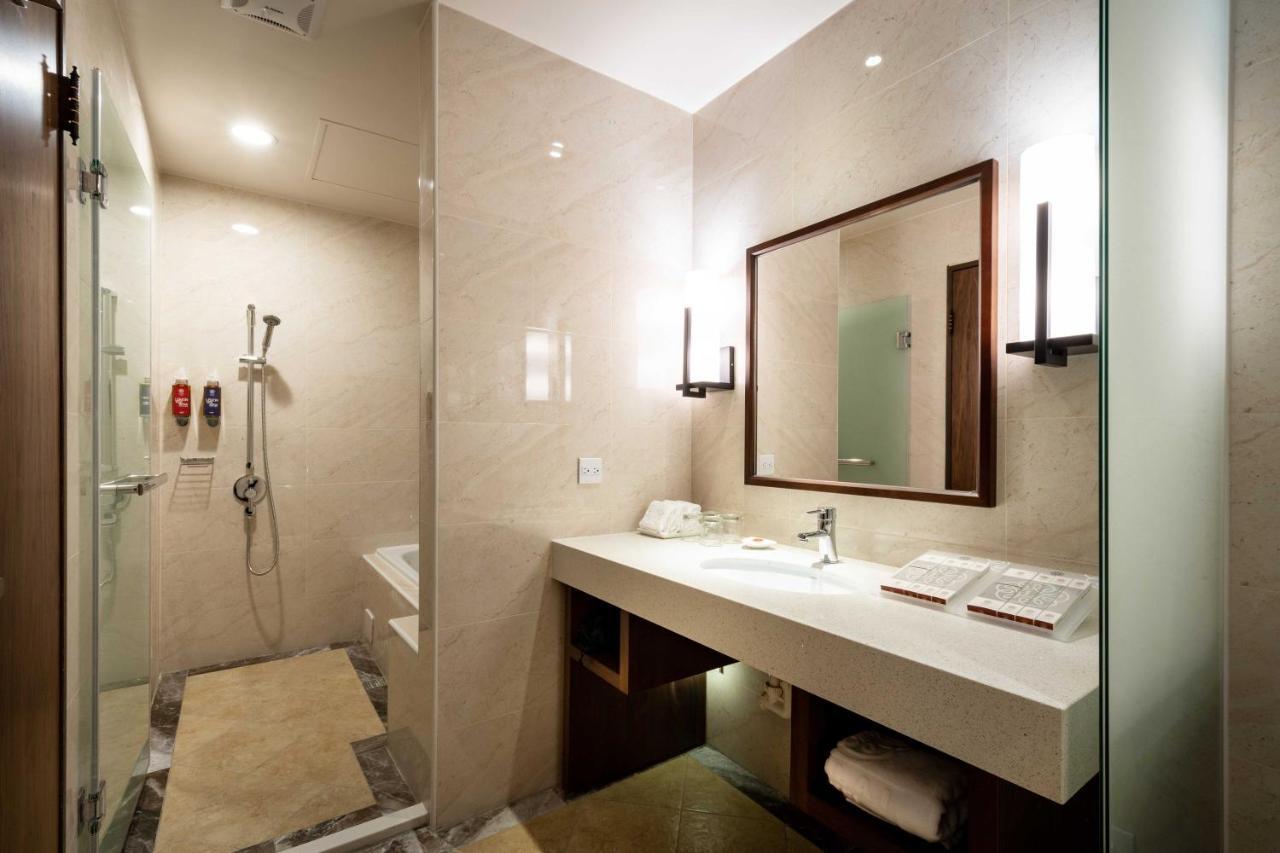 Lailai Hotel Тайчжун Экстерьер фото