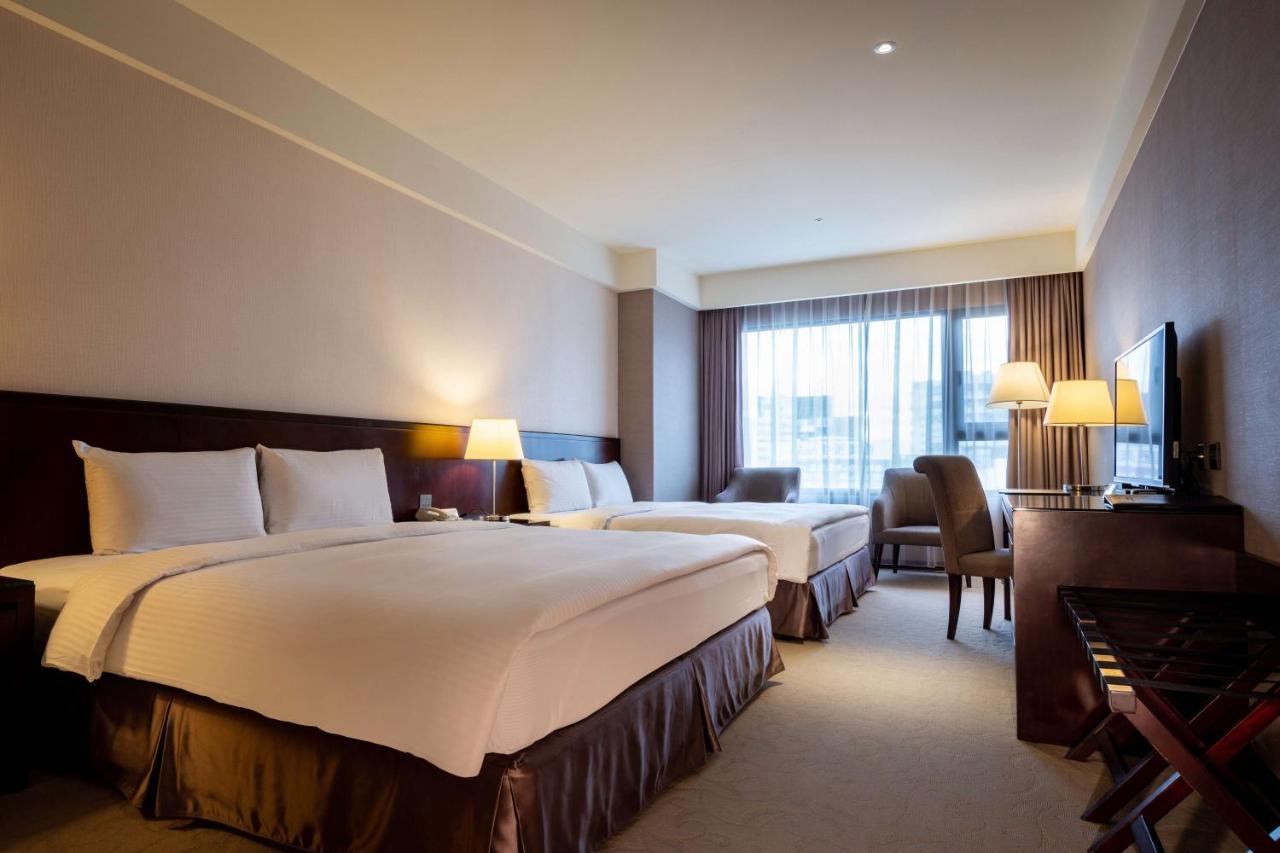 Lailai Hotel Тайчжун Экстерьер фото